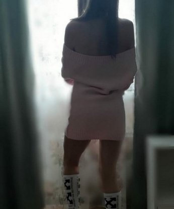 Я креативная девушка, умеющая создать атмосферу настоящего удовольствия. В Москве я предлагаю широкий спектр услуг: классический секс, оральный секс, эротический массаж и многое другое. У меня есть отличные отзывы от предыдущих клиентов, которые окунулись в море наслаждения со мной. В моем портфолио ты найдешь фото, которые подтверждают мою красоту и сексуальность. Так что, дорогой, если хочешь испытать незабываемые моменты, свяжись со мной прямо сейчас. Жду тебя в Москве! 😘🌃 8284, 22 года